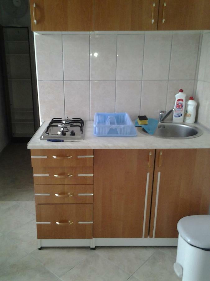 Lastro * Jesenice (Split-Dalmatia)
