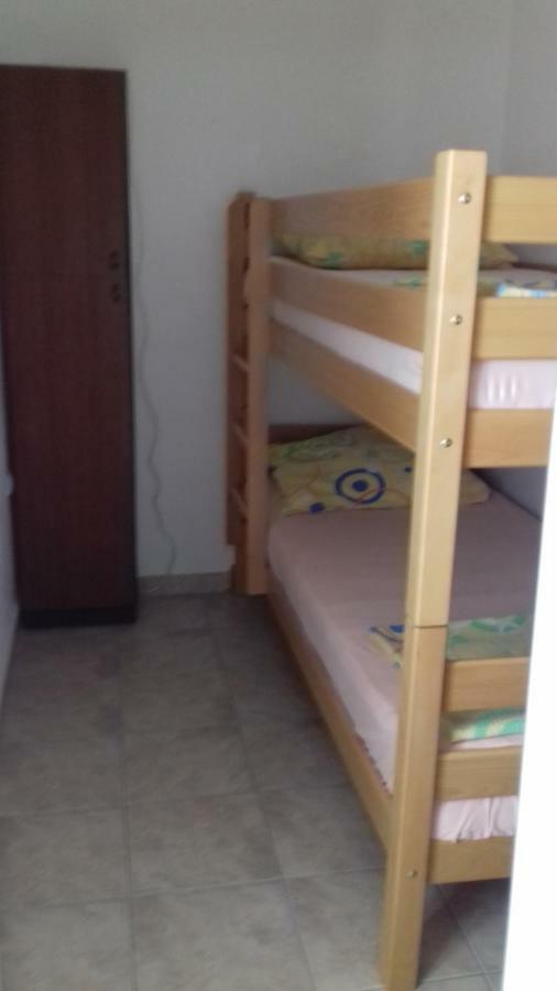 Lastro Apartment *