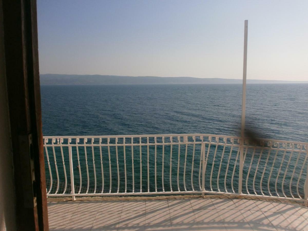 Lastro Apartment *
