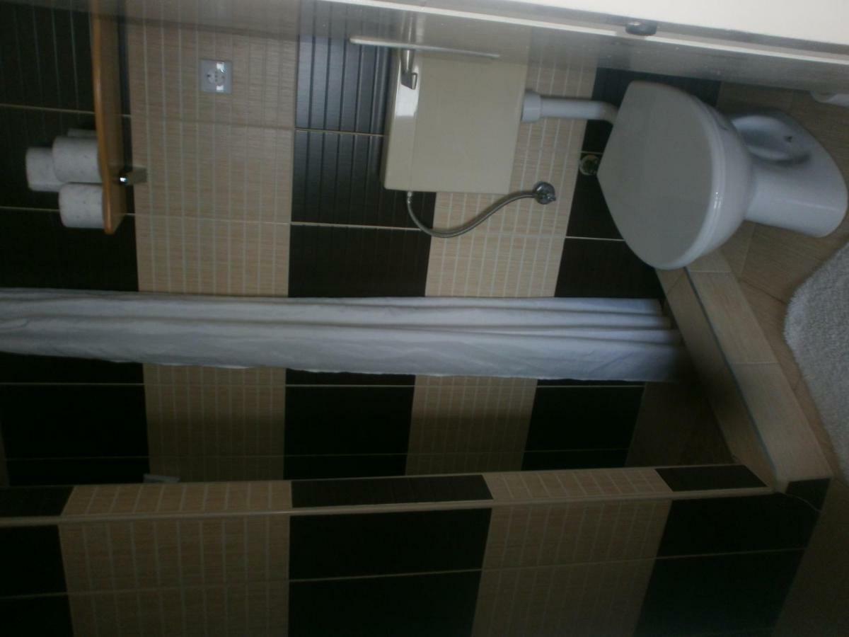 Lastro Jesenice (Split-Dalmatia)